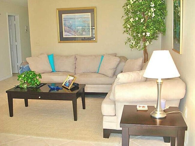 Building Photo - 5400 Jimmy Buffett Mem Hwy