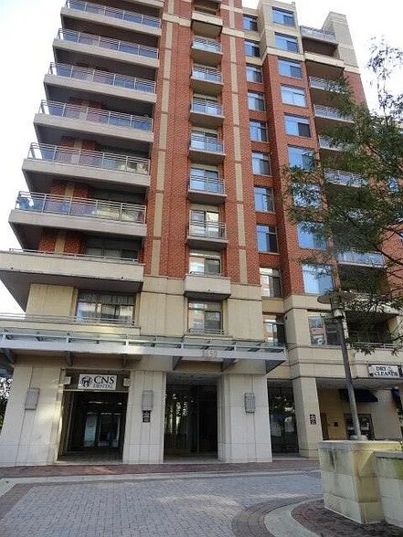 Primary Photo - 3650 S Glebe Rd