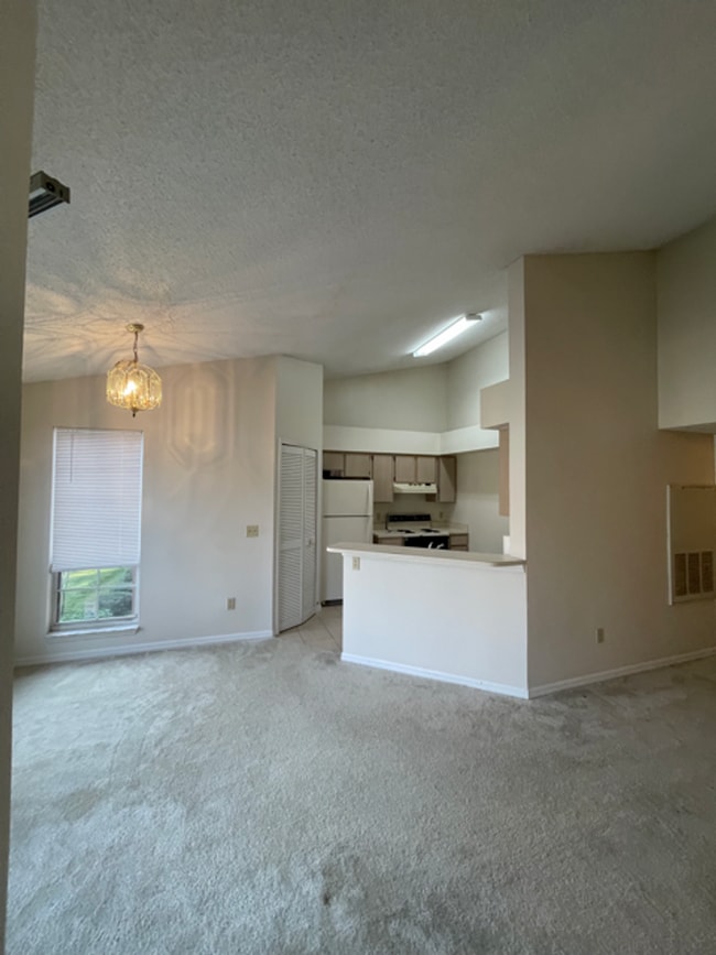 Building Photo - Great 2 Bed 2 Bath Condo