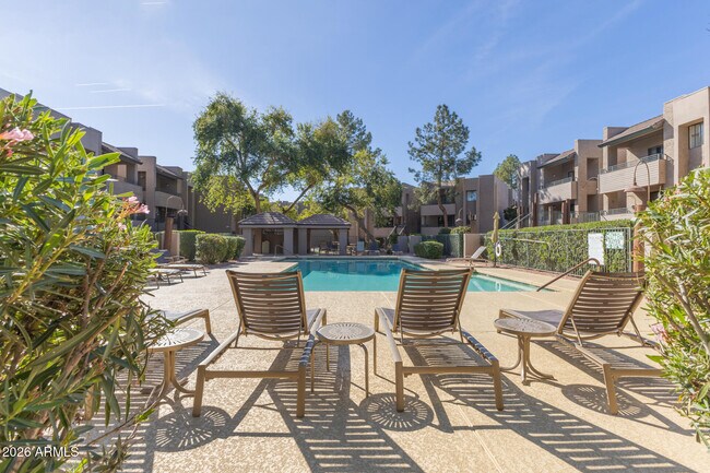 Building Photo - 7777 E Main St