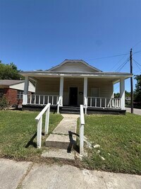 Building Photo - 2316 Norman Ave