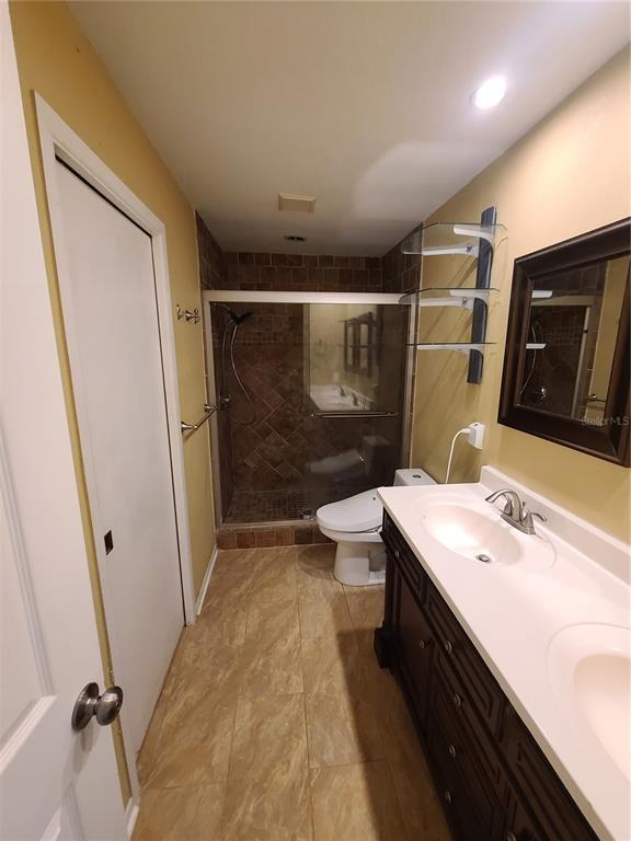 Building Photo - 13701 Lazy Oak Dr