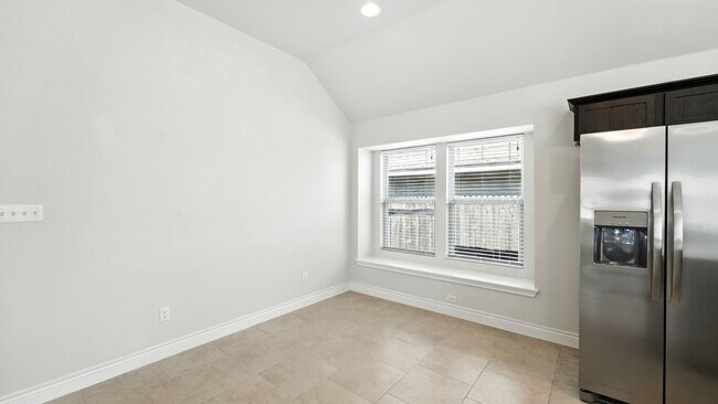 Building Photo - 490 Nautical Lp