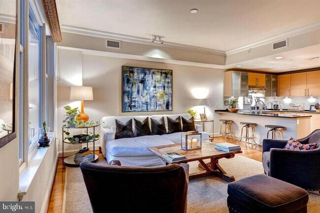 Primary Photo - 801 Key Hwy