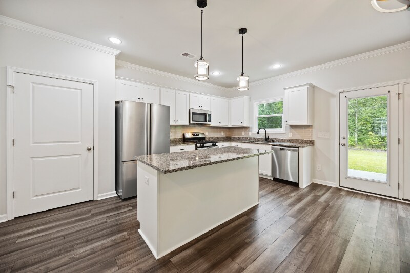 Building Photo - 296 Torslanda Ln