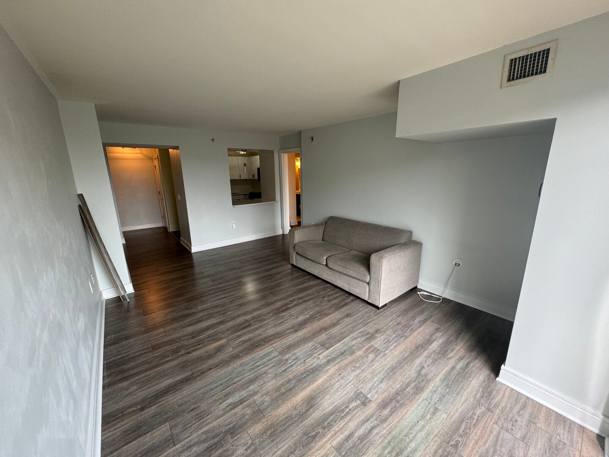 Living room - 800 4th St SW