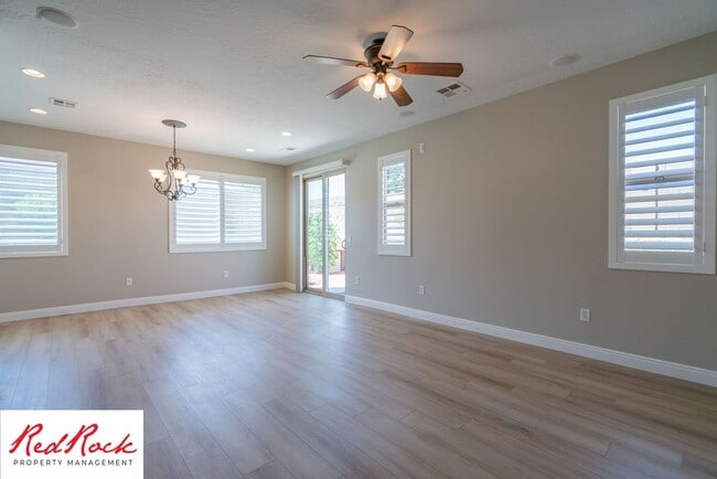 Building Photo - 3 Bedroom Coral Canyon Home on Corner Lot