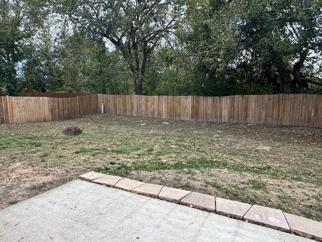 Building Photo - Orchard Crest Home with Willard Schools