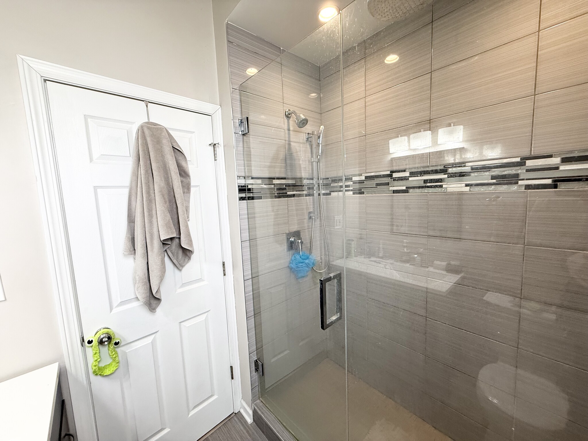 Building Photo - 1905 W Huron St