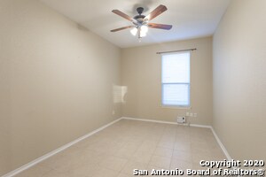 Building Photo - 1403 Sun Garden