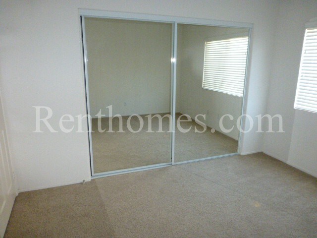 Building Photo - 3216 Canyon View Dr