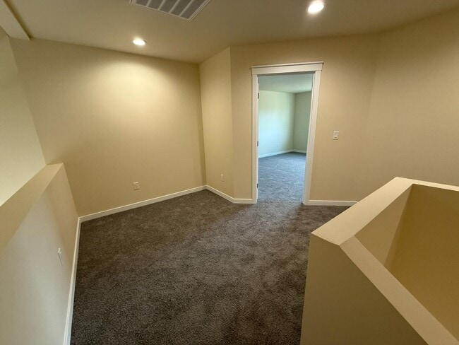 Building Photo - 9001 Nafizah Wy