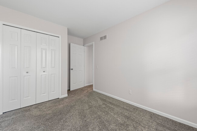 Building Photo - 42795 Hammill Ln