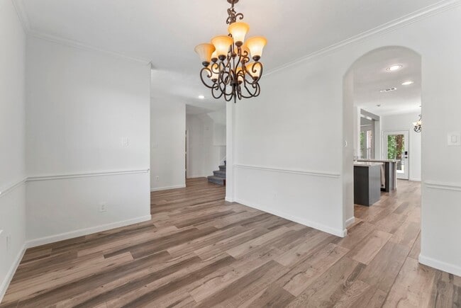 Building Photo - 2 Granite Path Pl