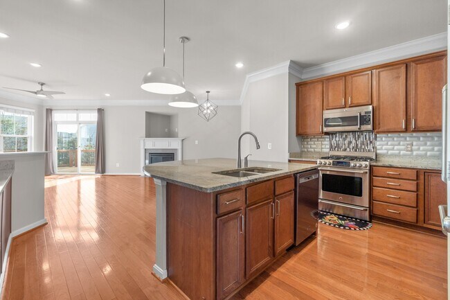 Building Photo - 23460 Twin Falls Ter