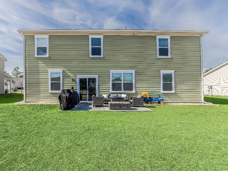 Building Photo - 289 Logging Hl Dr