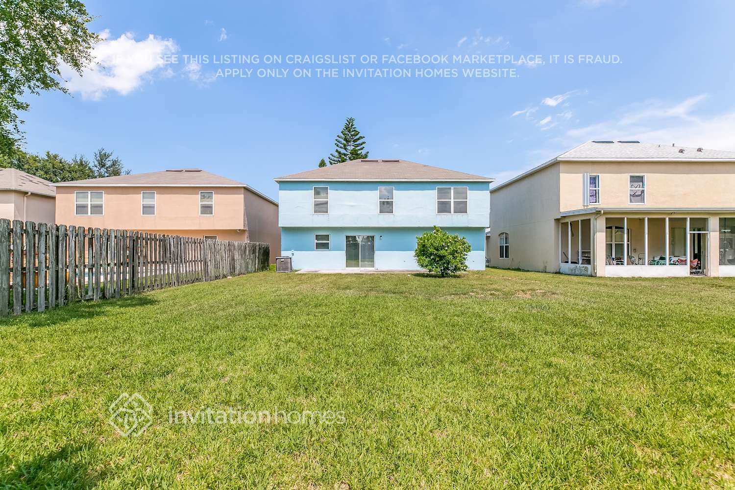 Building Photo - 1800 Brookshire Cir