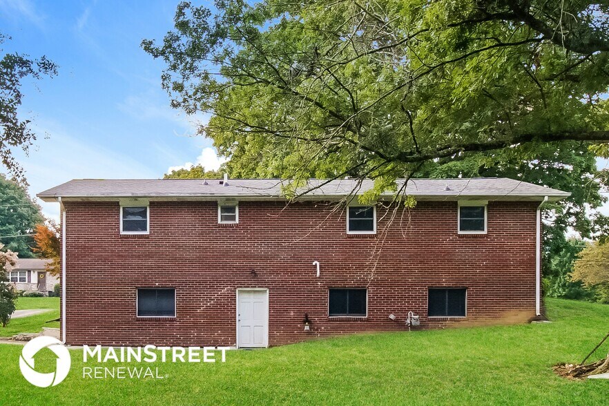 Building Photo - 6113 Clayberry Dr