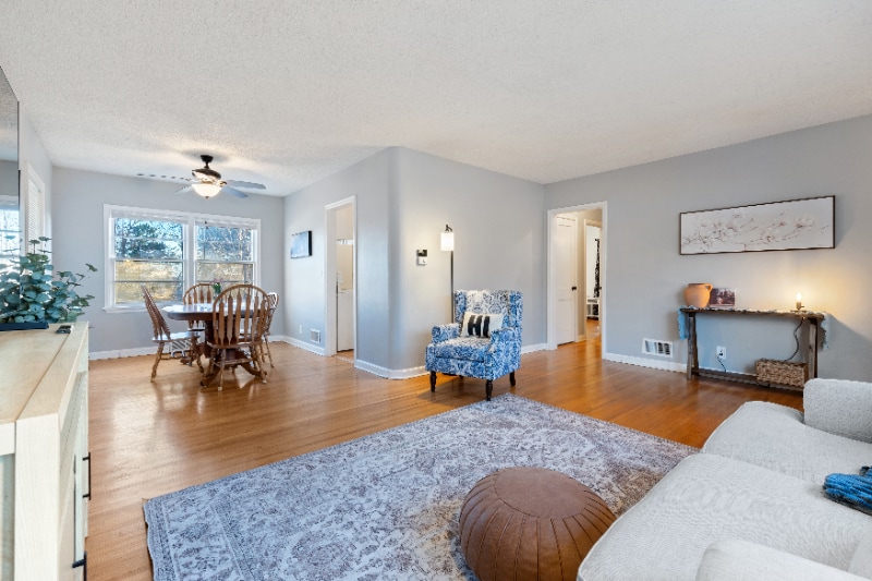 Building Photo - 6335 William St