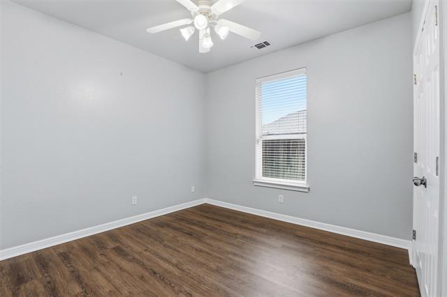 Building Photo - 1404 Chaucer Dr