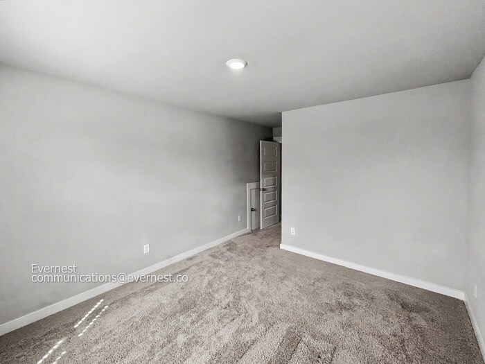 Building Photo - 710 Mickelson Way