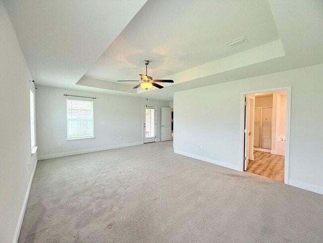 Building Photo - 4117 Hazelhurst Dr