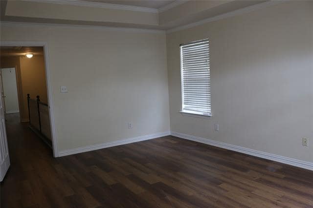 Building Photo - 629 Park Pl Dr