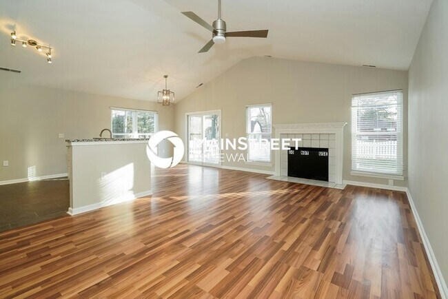 Building Photo - 3 Bedroom Pet-Friendly Home in Avon, IN with Main Street Renewal