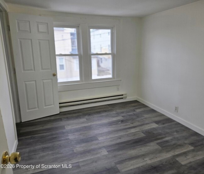 Building Photo - 1136 Luzerne St