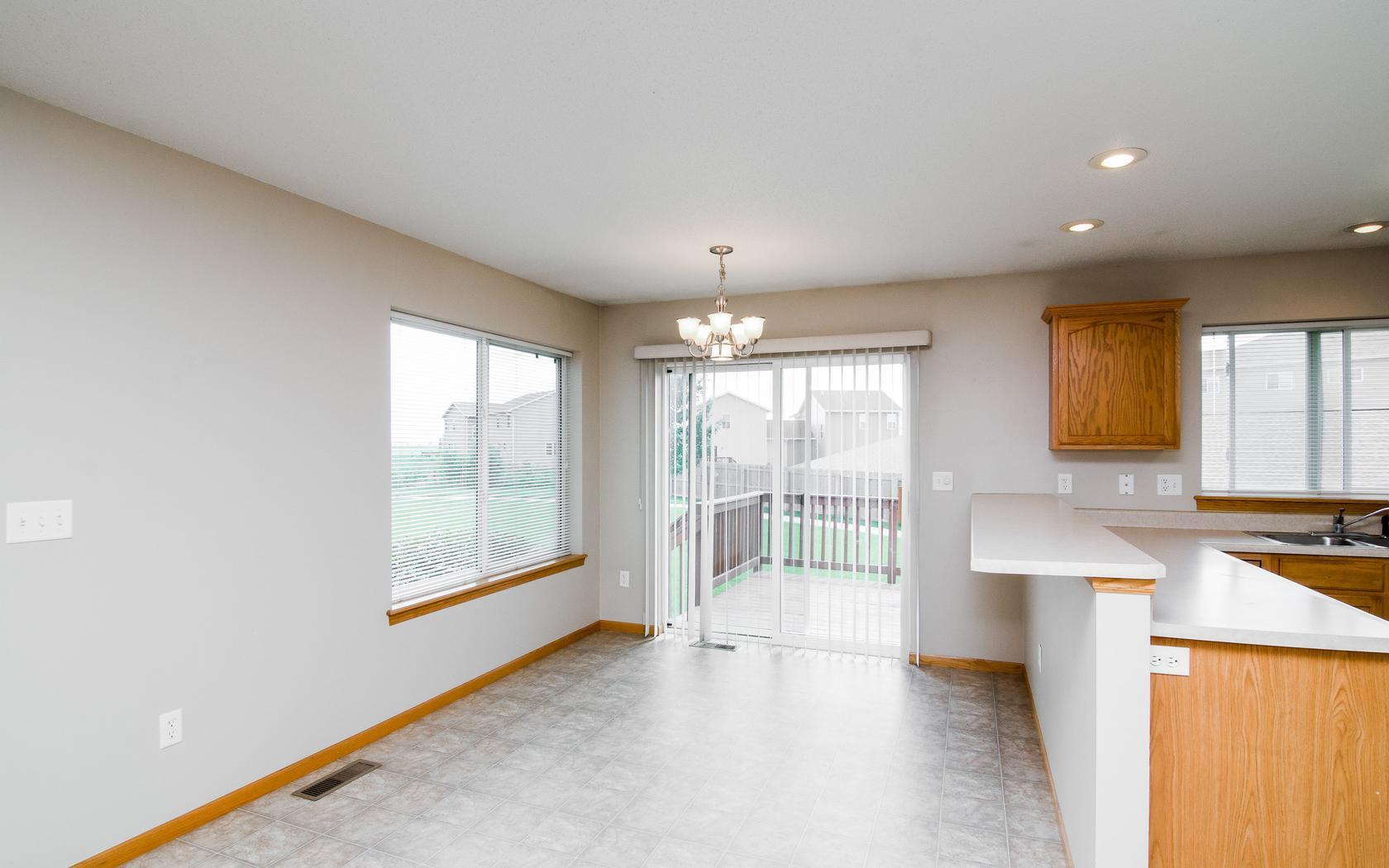 Building Photo - 534 Sicily Ct