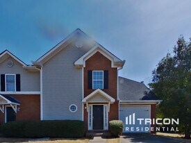 Building Photo - 23 Middlebrook Dr