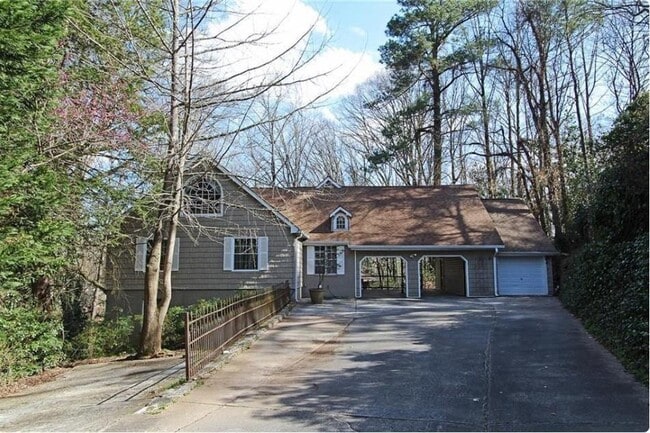 Primary Photo - 1455 Southland Vista Ct NE