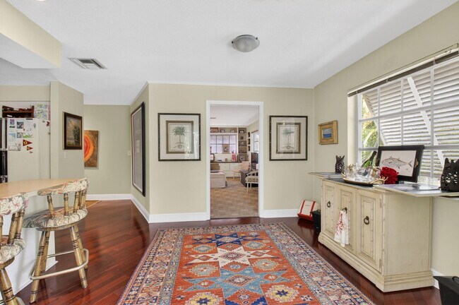 Building Photo - 30 Spanish River Dr