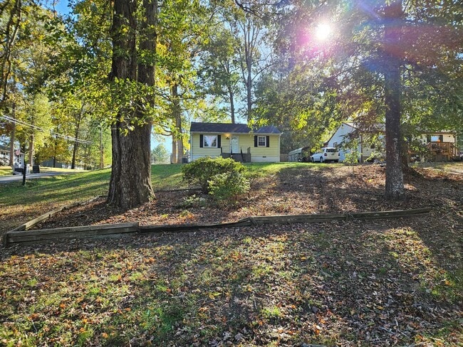 Building Photo - Charming Updated 3 Bedroom Home with Large...