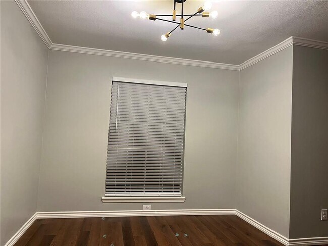 Building Photo - 1619 Cripple Creek Dr