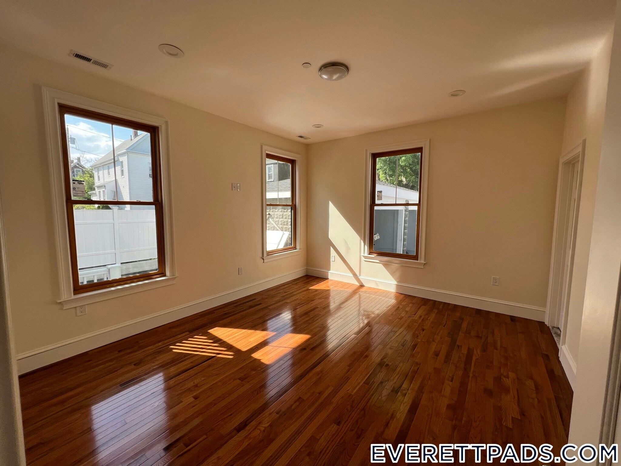 Building Photo - 74 Union St