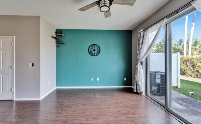 Building Photo - 8842 turnstone Dr