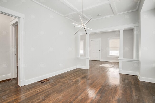 Building Photo - 812 Monroe Ave