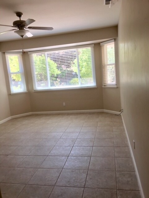 Building Photo - 2912 Gables Ct