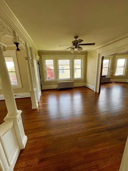 Building Photo - 250 Central Ave