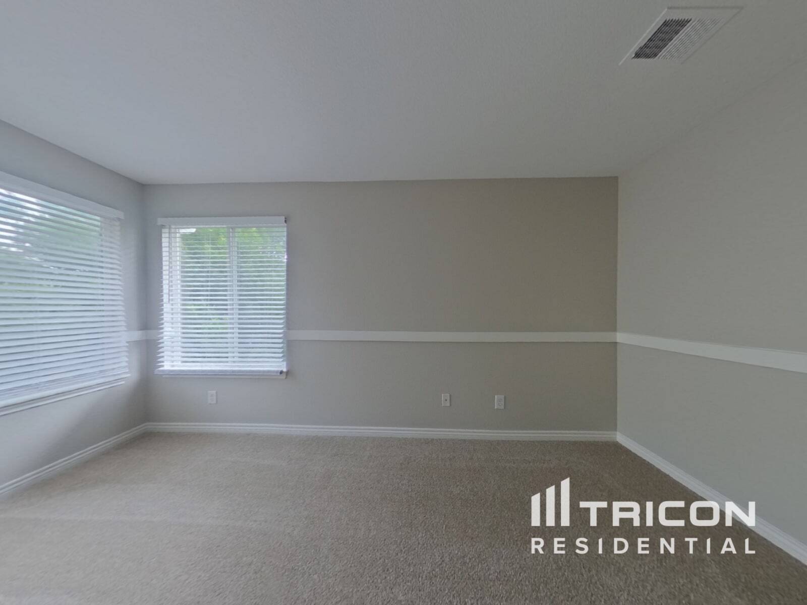 Building Photo - 17703 E Cloudberry Dr