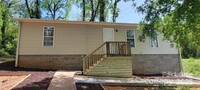 Building Photo - 351 Haigler St