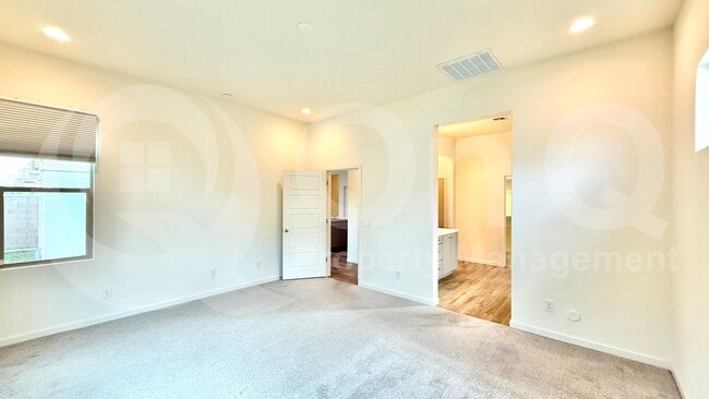 Building Photo - 21096 E Arroyo Verde Dr