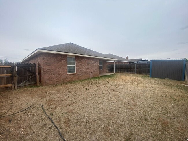 Building Photo - Southwest Lubbock Gem:6553 89th Street