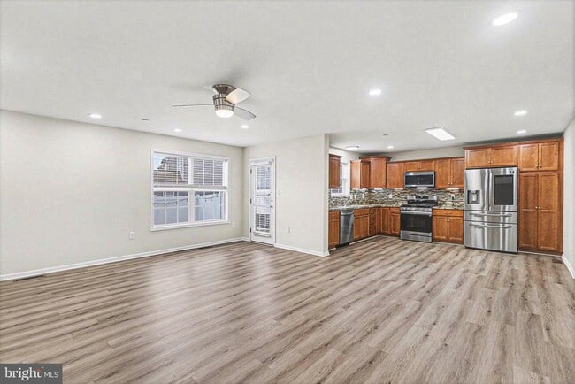 Building Photo - 90 Cortland Crossing