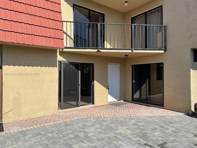 Building Photo - 8409 Trent Ct