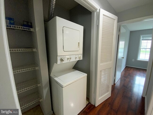 Building Photo - 7904 Crows Nest Ct
