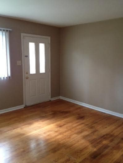 Building Photo - 1365 Farley Dr