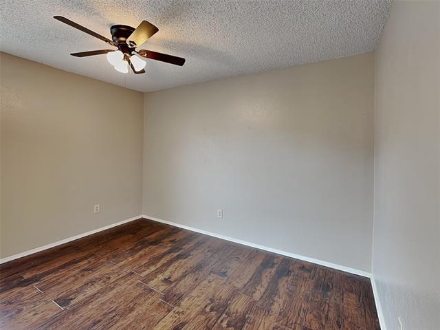 Building Photo - 701 Admiralty Way