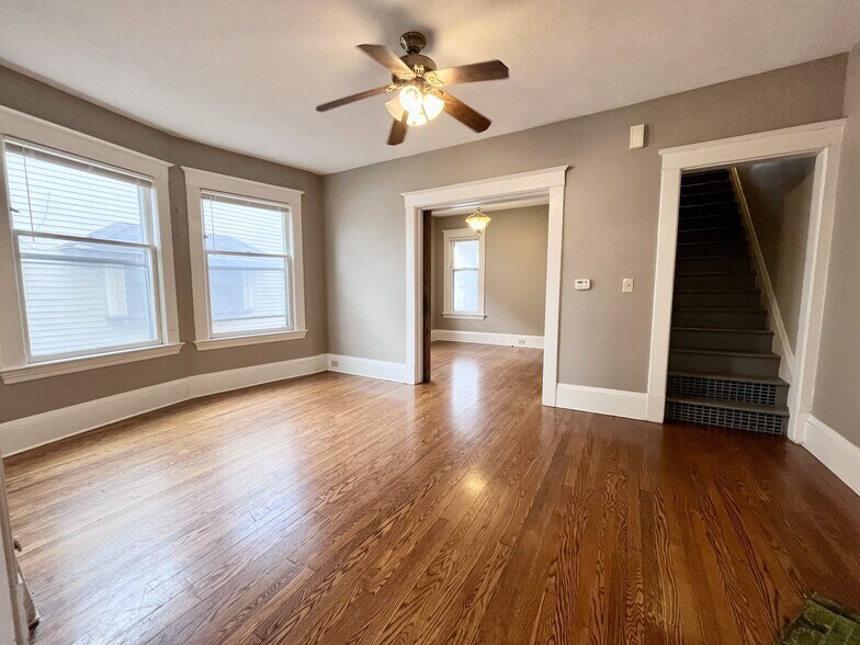 Building Photo - 709 Lafayette Ave SE